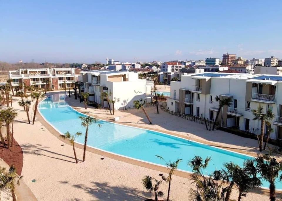Wave Island! Luxury Resort A Jesolo - Piscina E Park Free! Exterior foto